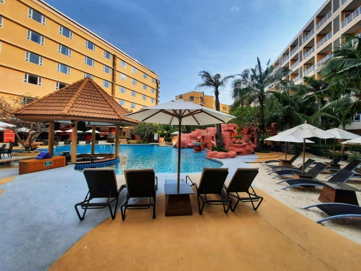 Nova Platinum Hotel Pattaya Exterior foto