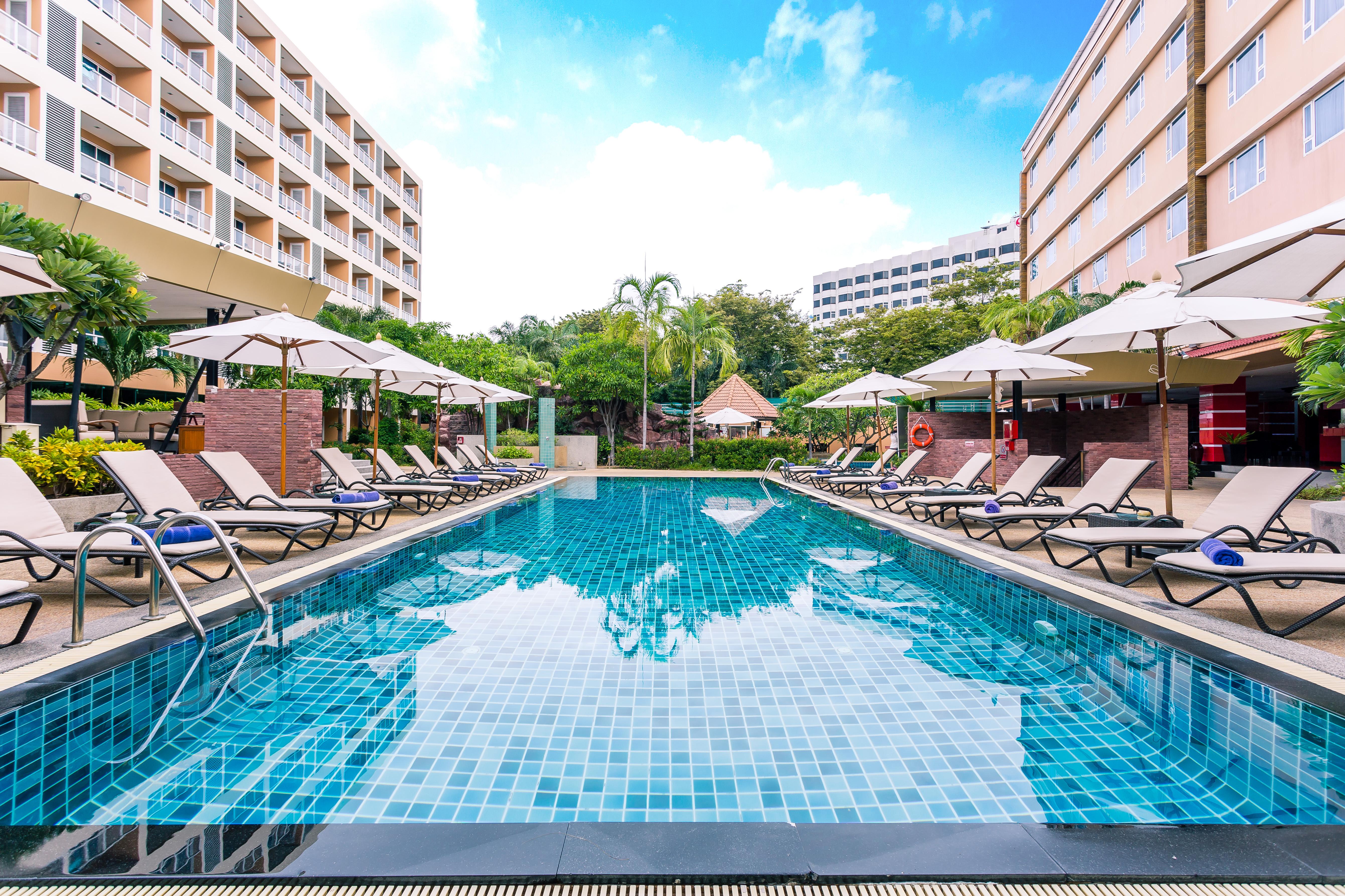 Nova Platinum Hotel Pattaya Exterior foto