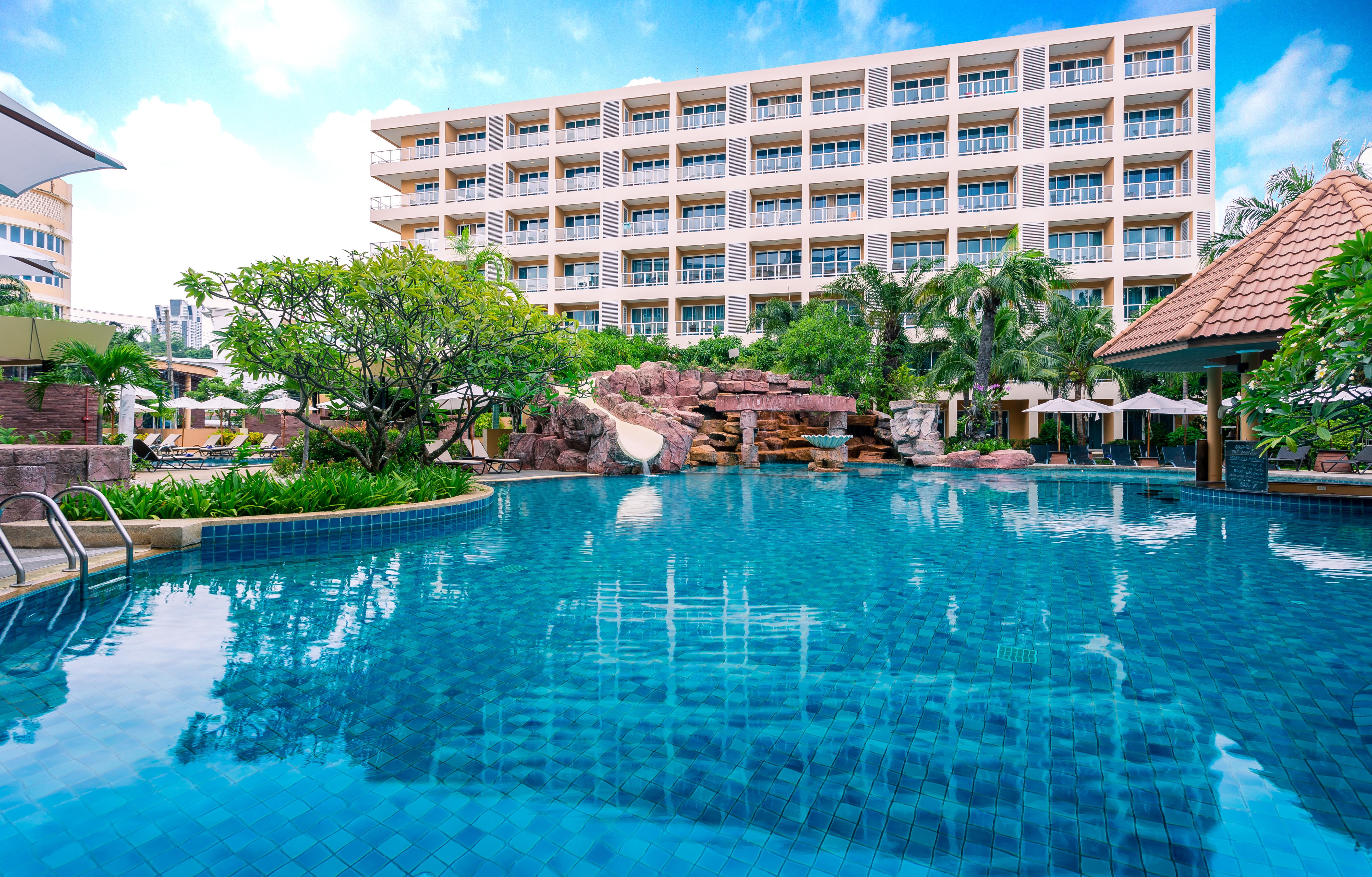 Nova Platinum Hotel Pattaya Exterior foto